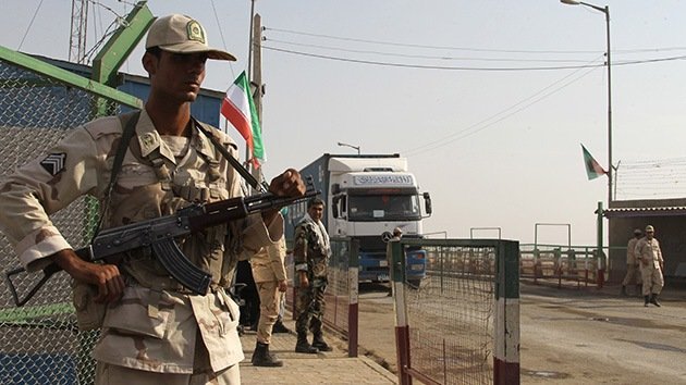 Mueren 14 guardias iraníes en enfrentamientos en la frontera con Pakistán