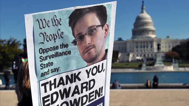 ¿Qué empujó a Edward Snowden a revelar la vigilancia ilegal de la NSA?
