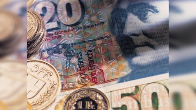 En plena crisis, los suizos proponen sueldos de 2.000 euros para todos