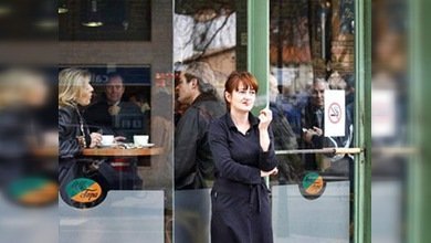 Según los hosteleros españoles, la ley antitabaco les hace perder ganancias