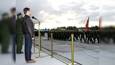 Dmitri Medvédev obtuvo el derecho a emplear armas fuera del país