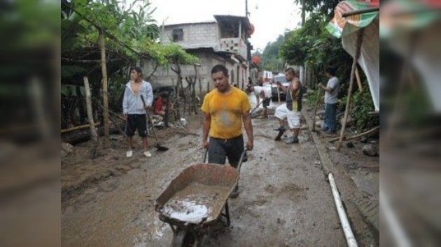 Las lluvias que azotan Centroamérica dejan casi un centenar de muertos