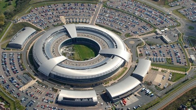Las compañías británicas de telefonía BT y Vodafone pasan datos a los servicios de inteligencia