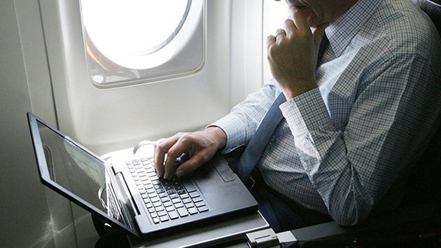La NSA controla el Wi-Fi en los aviones estadounidenses saltándose las leyes