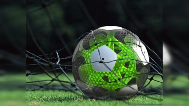 Mexicanos inventan un balón de fútbol inteligente