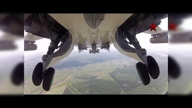 Imágenes exclusivas: prueba de bombardeo del caza Su-24 de la Fuerza Aérea rusa