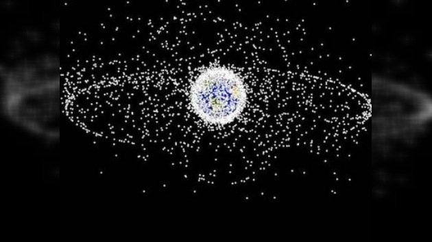 Métodos para limpiar la órbita de basura espacial