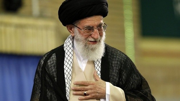 El líder supremo de Irán propone "eliminar" Israel