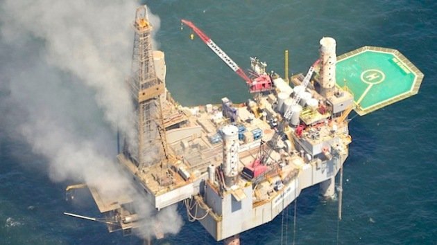 Se desata un incendio en una plataforma de gas en el golfo de México