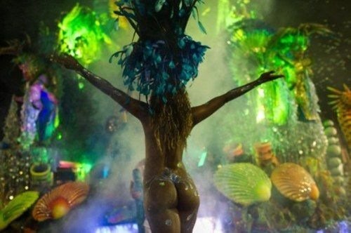 El Carnaval desborda Río de Janeiro