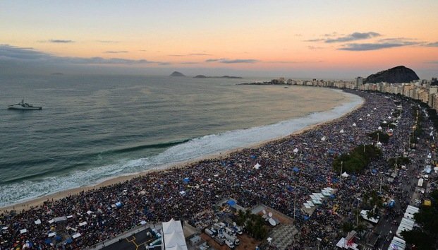 Mas de tres millones de peregrinos asisten a la clausura en Brasil de la 28ª JMJ