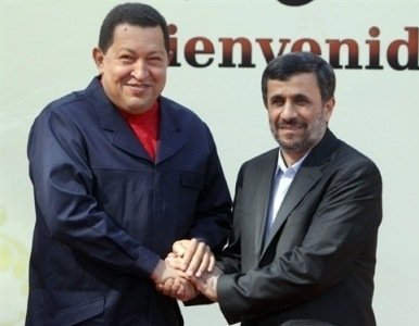 Chávez llega a Teherán en el marco de su gira internacional