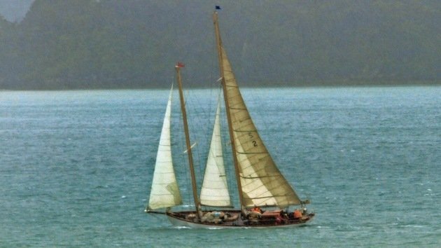 Satélites descubren un 'barco fantasma' surcando el Pacífico