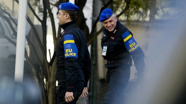 La UE aprueba enviar una misión policial a Ucrania