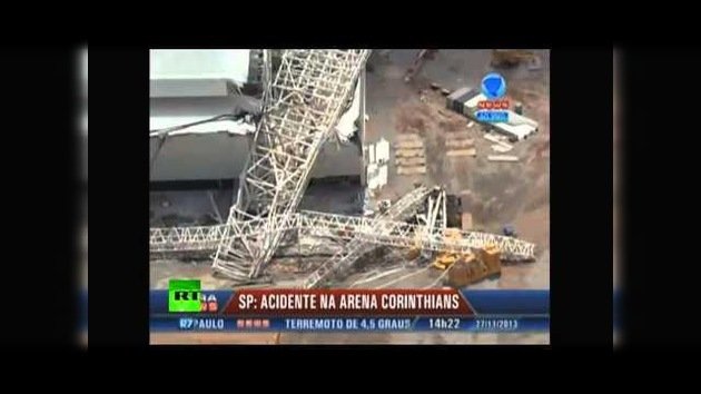 PRIMERAS IMÁGENES: Una grúa derrumba parte de un estadio del Mundial de Fútbol 2014 en Brasil