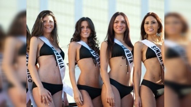 Miss Universo...¡topless!