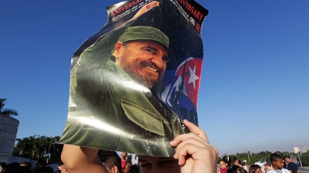 Fidel Castro: Cuba se une a EE.UU. contra el ébola "no por la paz entre los dos Estados"