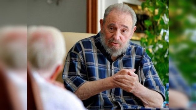 Fidel Castro describe 'el adiós' a una época adelantando cuál debe ser el futuro