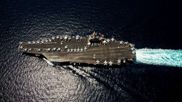 ¿Para qué construye Irán una maqueta gigante de un portaviones de EE.UU.?