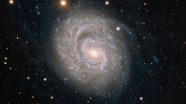 Video: ESO muestra una galaxia espiral con supernova