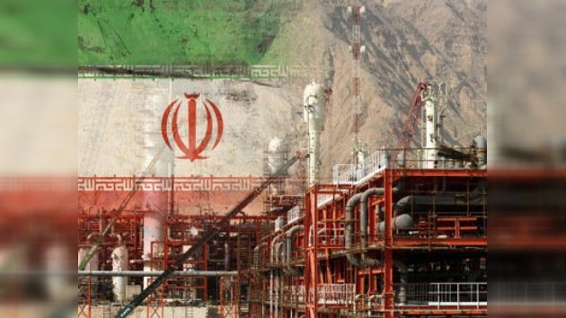 La UE impone embargo petrolero a Irán