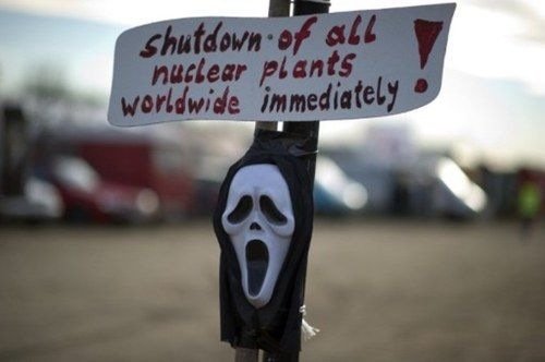 El 'sabotaje' ecologista no impide que el tren con basura nuclear llegue a Alemania