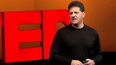 Un millonario a los ricos: "Si no arreglamos las desigualdades, el pueblo nos linchará"