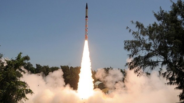 Video: La India prueba su misil Agni-V, capaz de golpear objetivos a más de 5.000 km