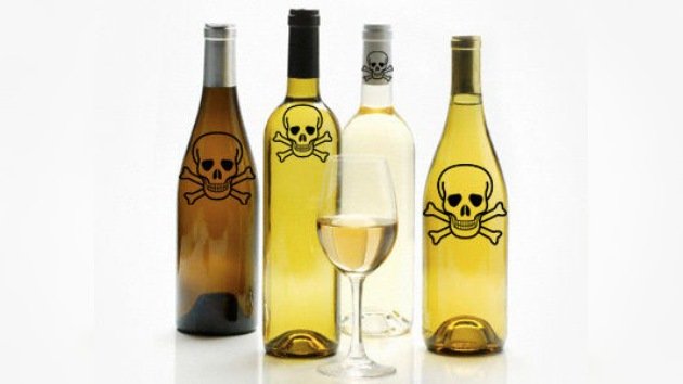 Introducen avisos sobre la salud en las botellas de alcohol en Rusia
