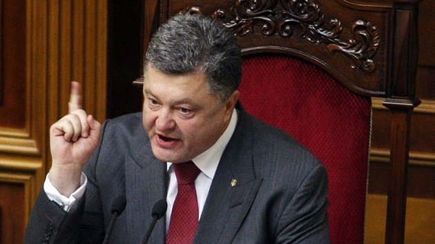 Poroshenko riñe con una diputada que le espeta: "El Ejército ucraniano mata niños"