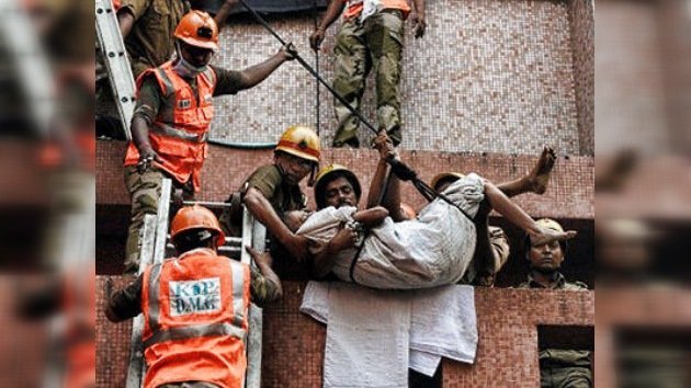 Decenas de muertos en el incendio de un hospital en India