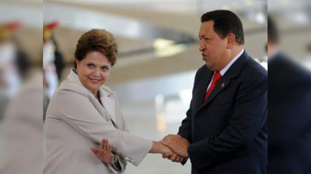 Chávez seguirá su tratamiento en una clínica brasileña