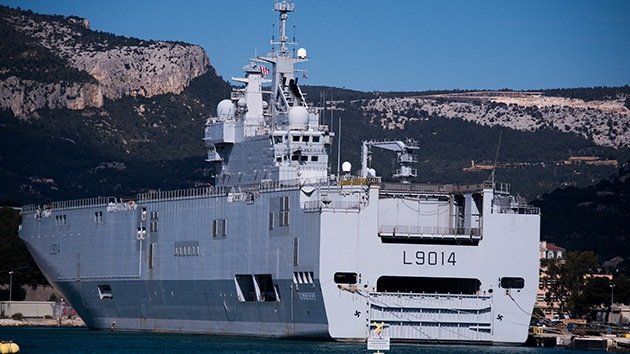 Francia inicia las pruebas del primer buque Mistral vendido a Rusia