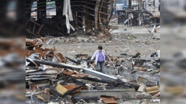 Japón recuerda a las víctimas del terremoto 100 días después 
