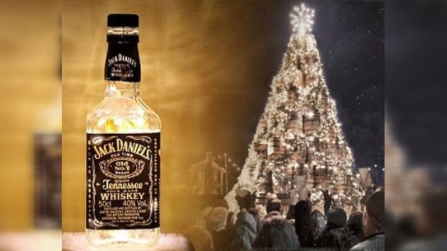 Un 'árbol navideño' de barriles de whisky para potenciar su bebida