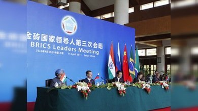 Medvédev: "La resolución de la ONU sobre Libia no debe interpretarse de cualquier manera"