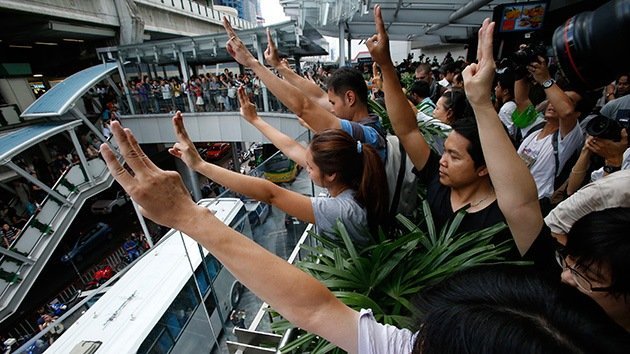 Fotos: Tailandia protesta con tres dedos en alto al estilo de 'Los Juegos del Hambre'