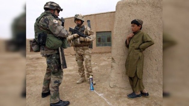 Un soldado británico apuñala a un niño afgano sin provocación alguna