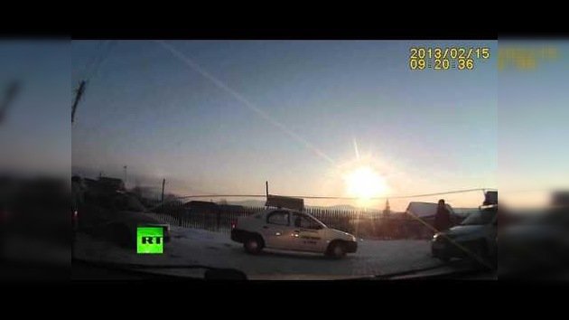 Rusia: Impresionante nuevo video del meteorito que cayó en Cheliábinsk