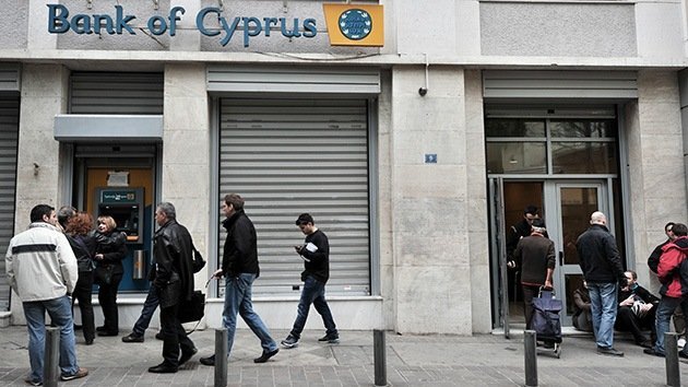 Chipre: Los depósitos grandes sufren un recorte del 37,5%