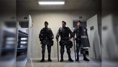 Prisioneros de la política: dos alcaldes colombianos juran su cargo desde la cárcel
