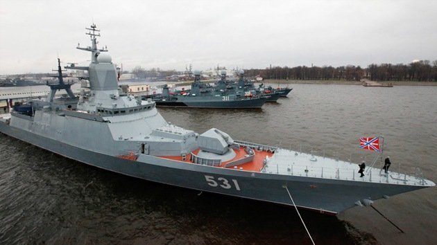 Un buque de guerra ruso pone en alerta a la Marina británica frente a la costa danesa