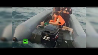 PRIMERAS IMÁGENES: Naufraga un ferry de pasajeros en Tailandia