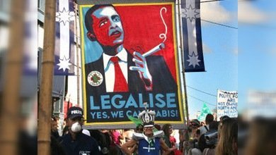 En Australia reciben a Obama con un 'porro gigante'