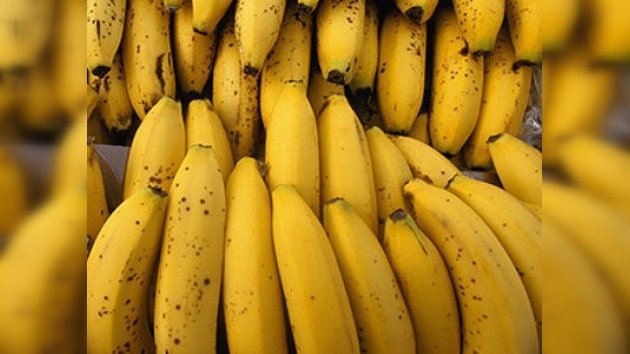 Descubren drogas en embalajes de plátanos en supermercados de España