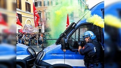 Italia, cansada de pagar la desmesurada factura de la clase política