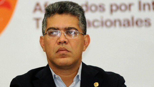 Elías Jaua: "EE.UU. presiona a Venezuela sobre el caso Snowden"