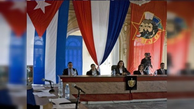 Cuba condena a un empresario chileno y a un ex ministro cubano a prisión por corrupción