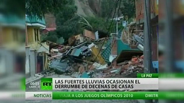 Un deslizamiento de tierra destruye decenas de casas en Bolivia