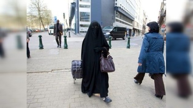 Bélgica en rumbo a prohibir por ley el burka y el nicab
